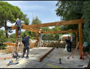 Construcción de porche en vivienda unifamiliar